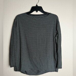 Lululemon Women Size Medium Back in Action Long sleeve Pima Cotton‎ Shirt